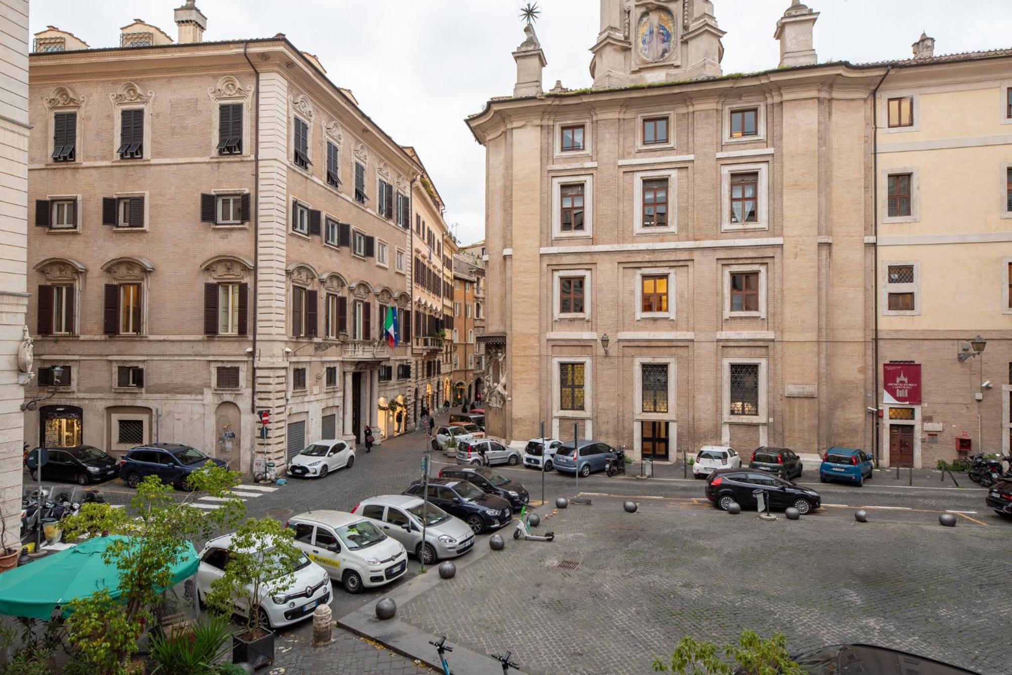 The Best In Rome Orologio Экстерьер фото