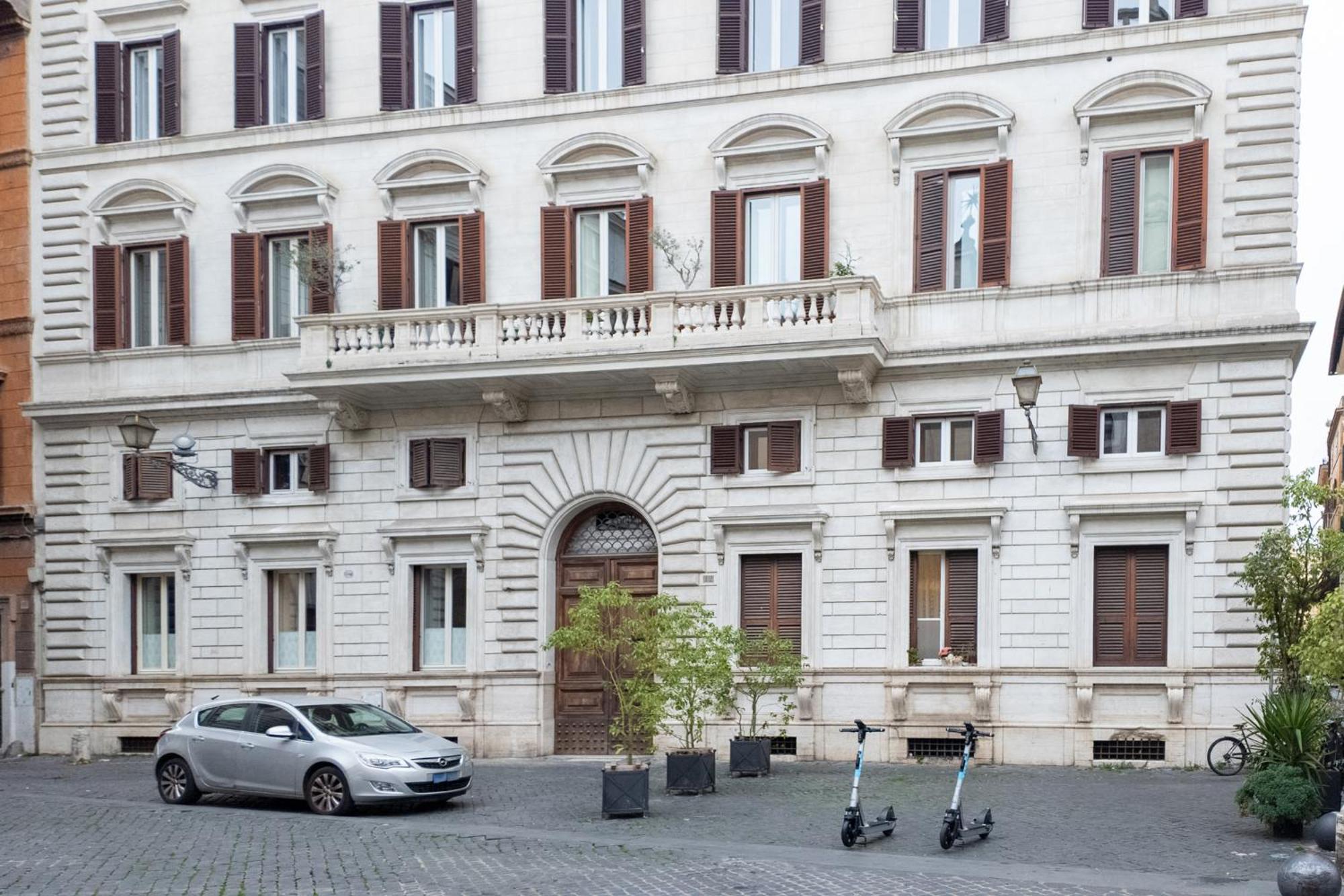 The Best In Rome Orologio Экстерьер фото